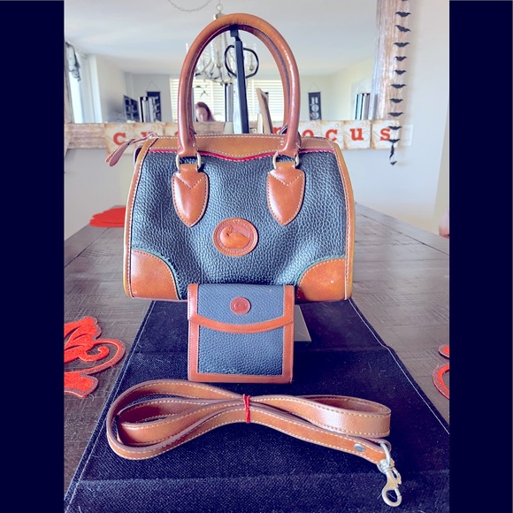 Dooney and Bourke Set - Picture 2 of 9